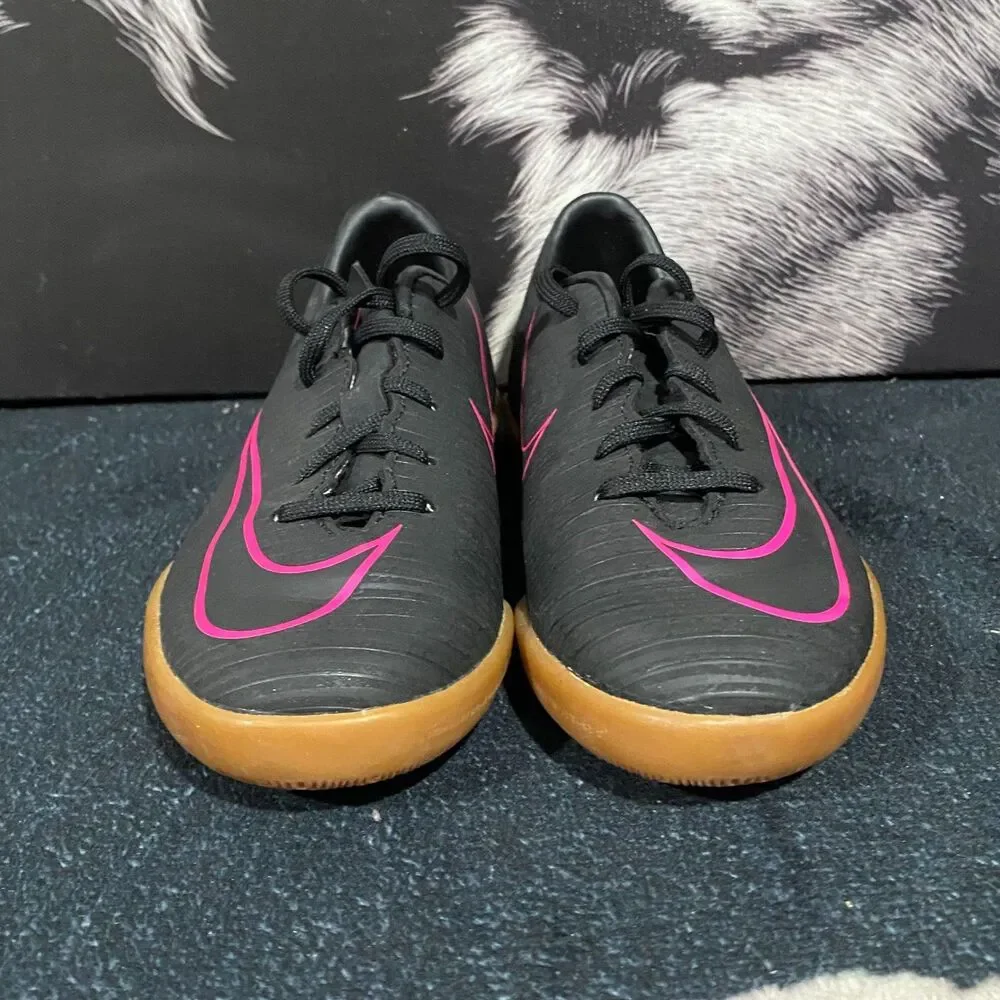Nike Jr. MercurialX Vapor XI 831947-006 Athletic Sneaker Boys 13C Black Soccer